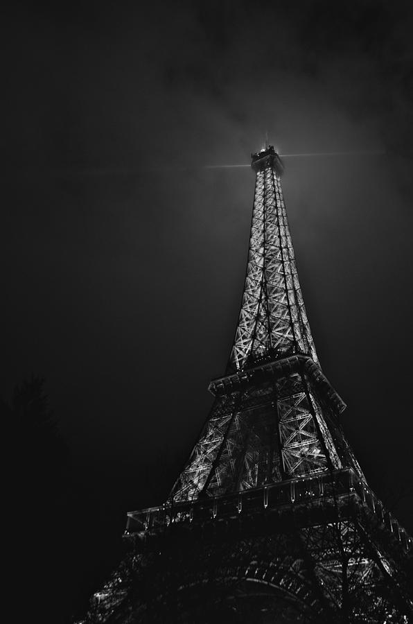 Paris Photograph - La Tour Eiffel by Rawimage Photography