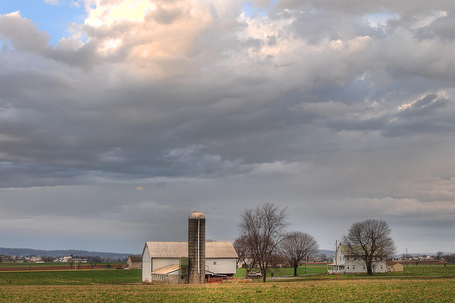 Lancaster County Farm Photograph by Craig Leaper