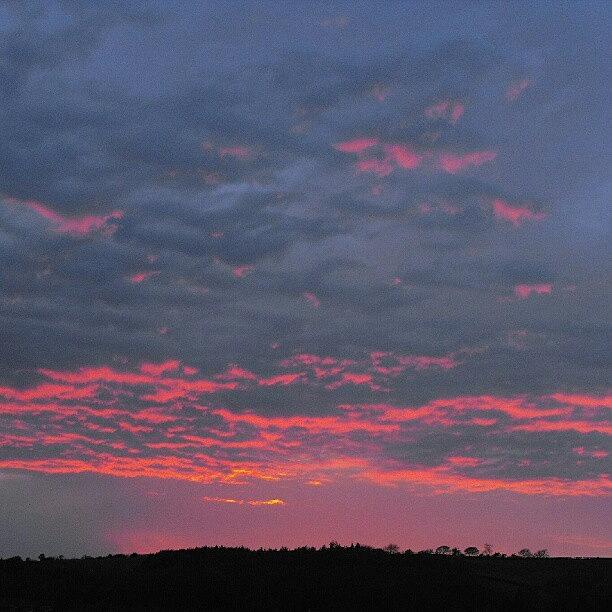 Nature Photograph - #latergram #sunset #skypainters #skies by Linandara Linandara