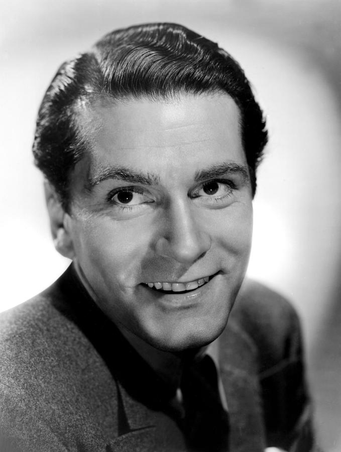 Laurence Olivier 1940 Photograph By Everett Fine Art America 