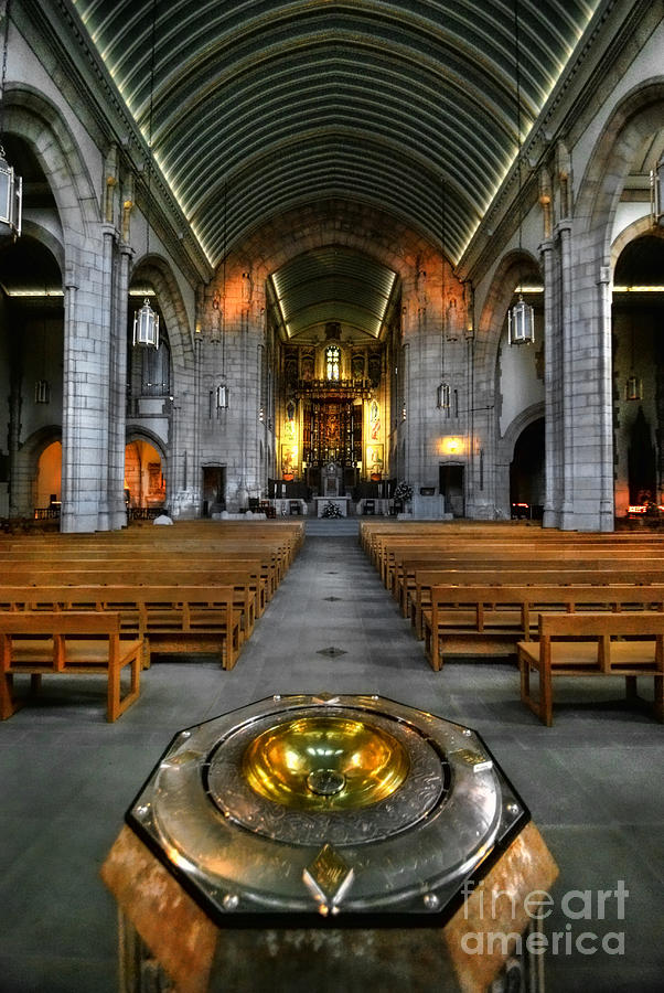 Leeds Cathedral Baptismal Font And Nave Photograph by Yhun Suarez