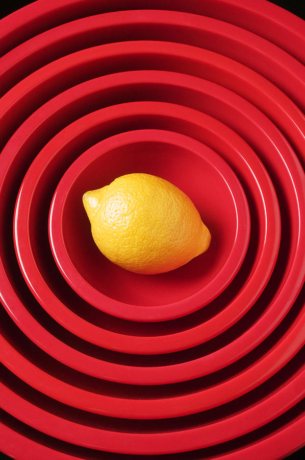 Lemon Photograph - Lemon in red bowls by Garry Gay