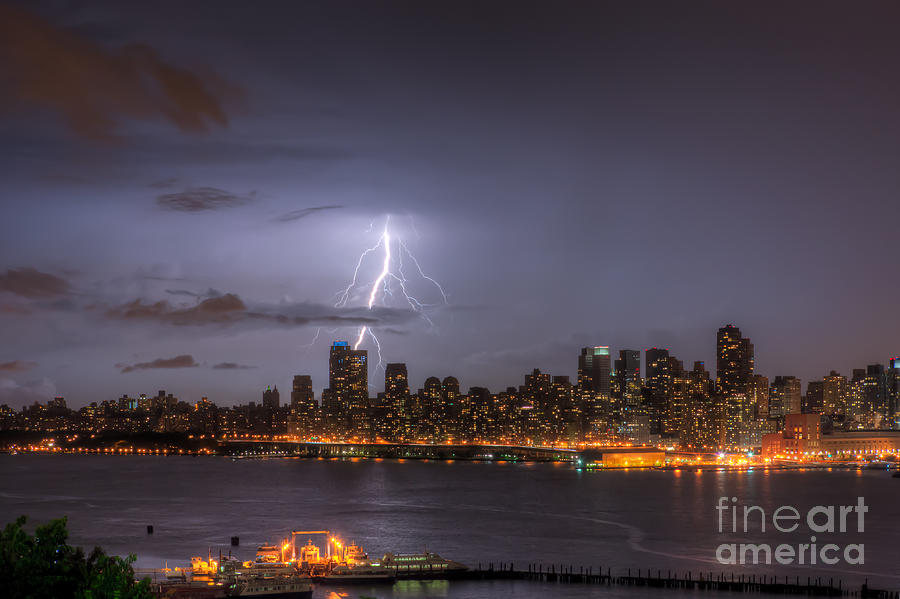 Lightning Over New York City V Photograph by Clarence Holmes