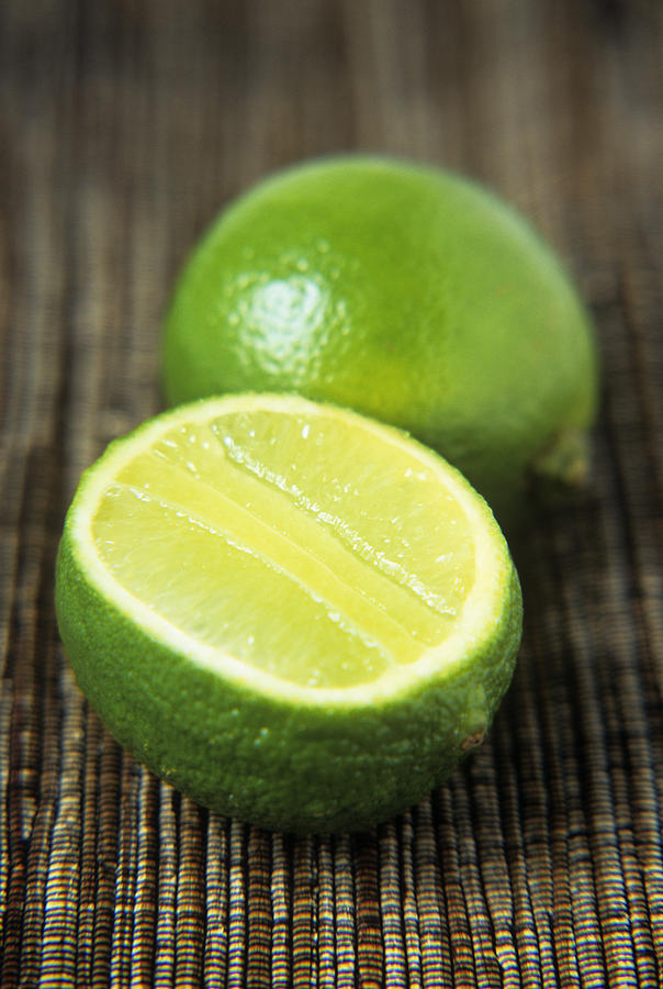 Still Life Photograph - Limes by Veronique Leplat