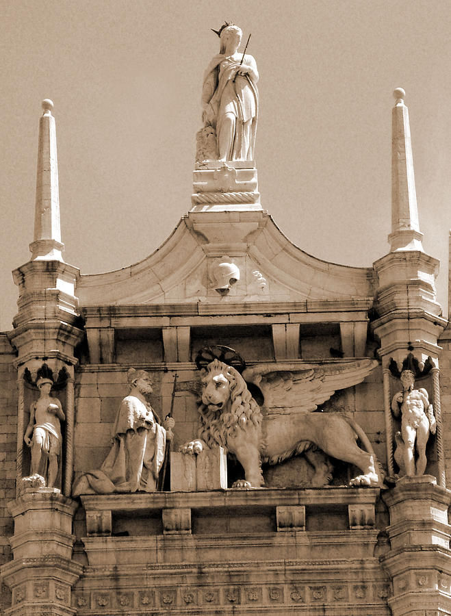 Lion of Venice Between Spires Photograph by Donna Corless