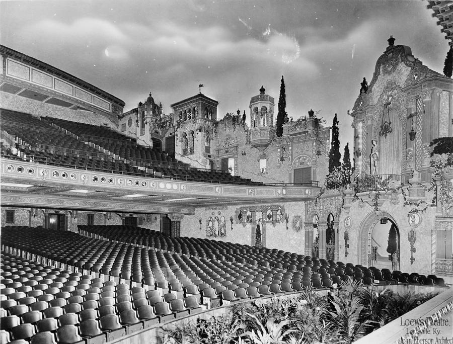 Loews Theatre, View Of Auditorium Photograph by Everett - Fine Art America