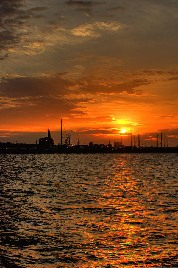 Long Beach Photograph - Long Beach Harbor Sunrise by Beth Gates-Sully