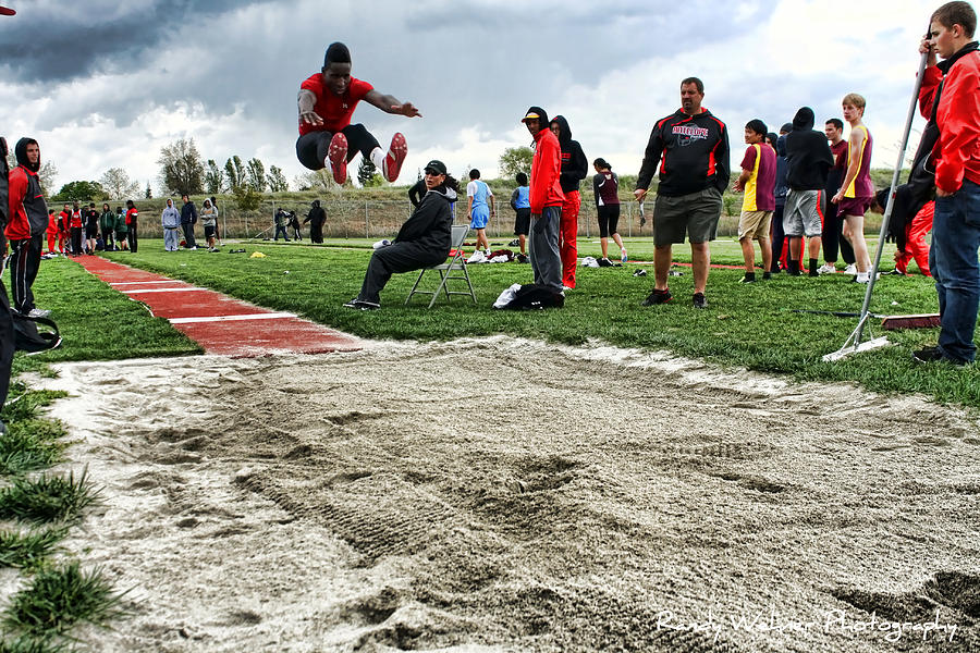 Long Jumper Photograph by Randy Wehner