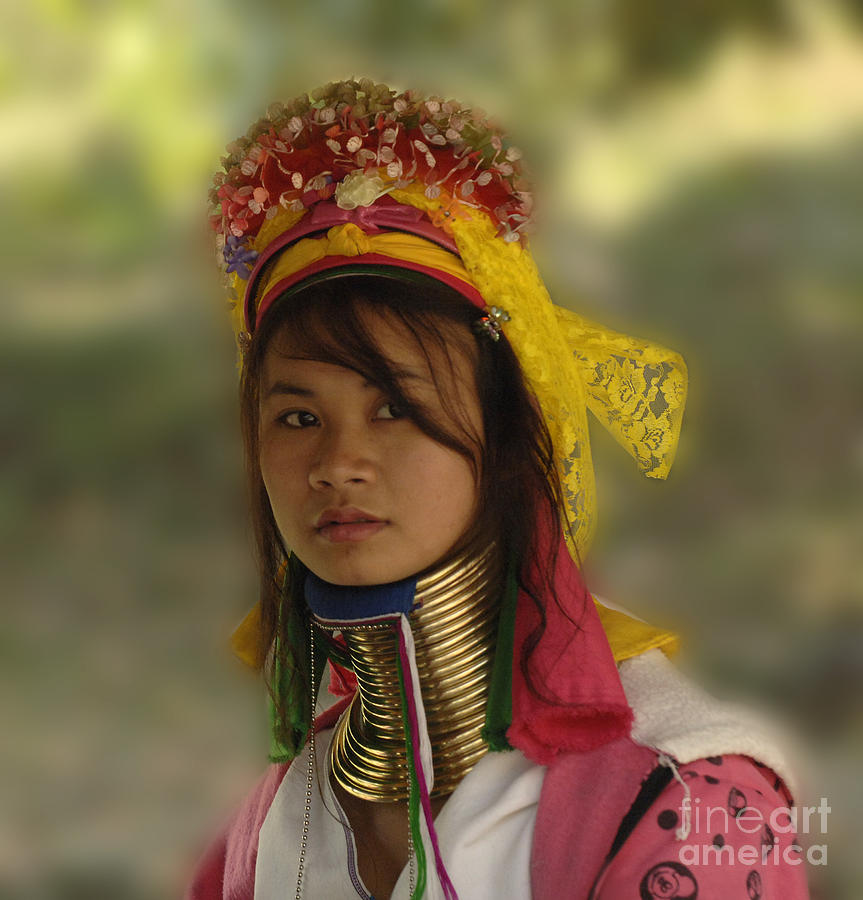 Thailand Photograph - Long Neck Beauty Karen Tribe by Bob Christopher