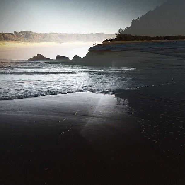 Beach Photograph - Looking For Sunrise by Glenda Hubbard