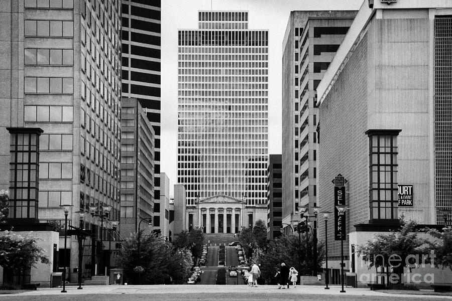 Looking Up Deaderick Street Towards War Memorial Plaza And The William ...