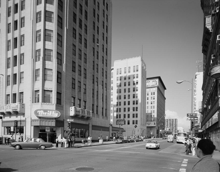 Los Angeles, Guarantee & Trust Photograph by Everett Fine Art America