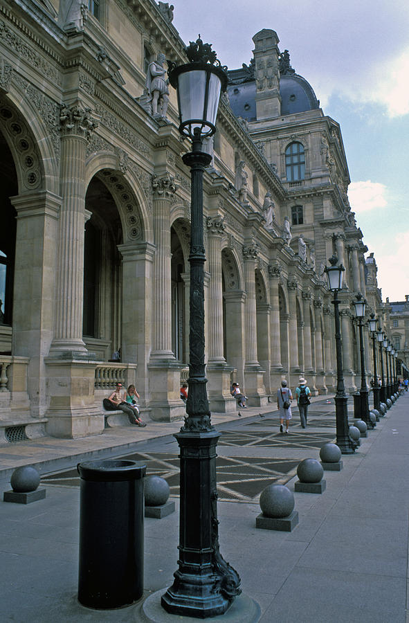 Louvre Photograph - Louvre Lampposts by Kathy Yates