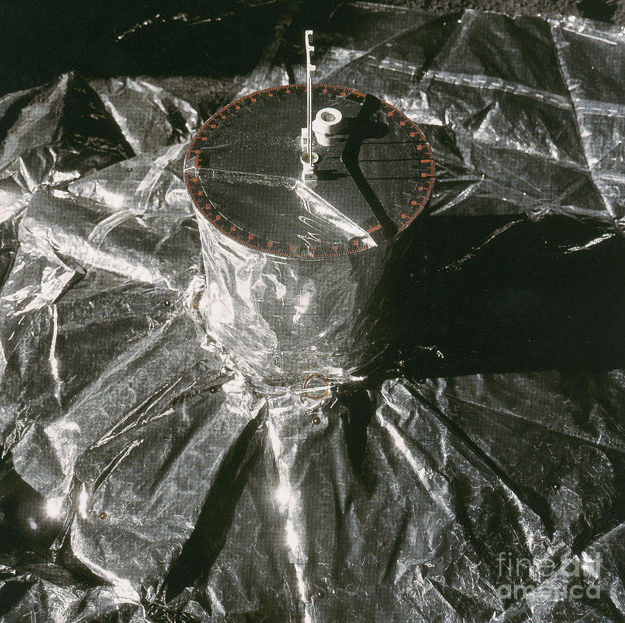 Lunar Seismometer Photograph by Science Source