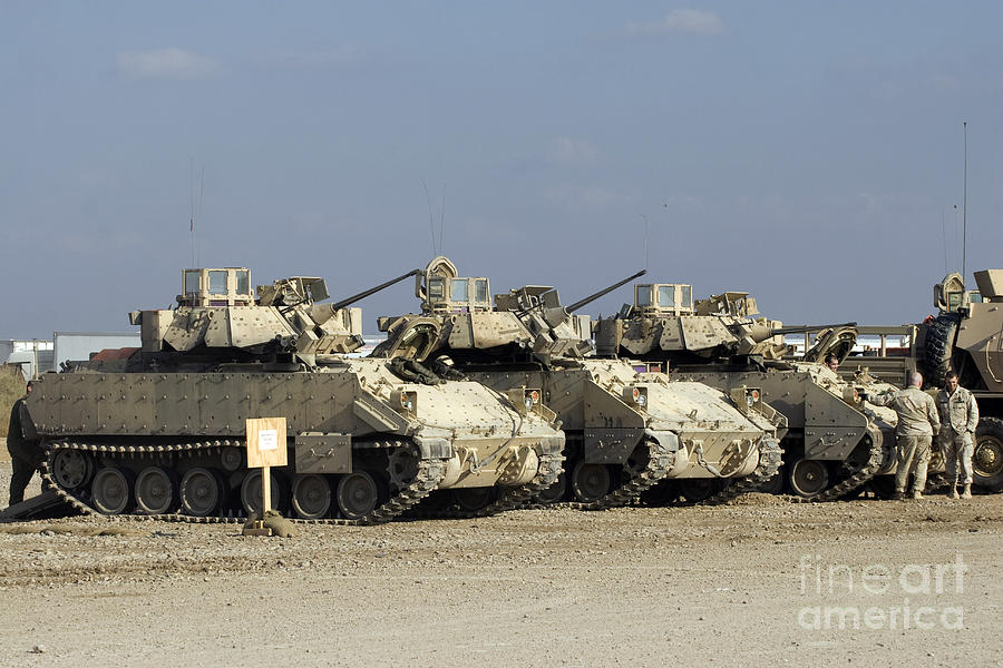 M2m3 Bradley Fighting Vehicle Photograph By Terry Moore