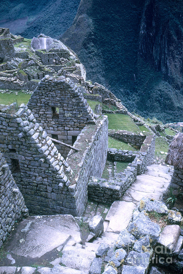 Architecture Photograph - Machu Picchu by Photo Researchers, Inc.