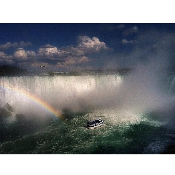 Sky Photograph - Maid Of The Mist At Horseshoe Falls by Lisa Worrell