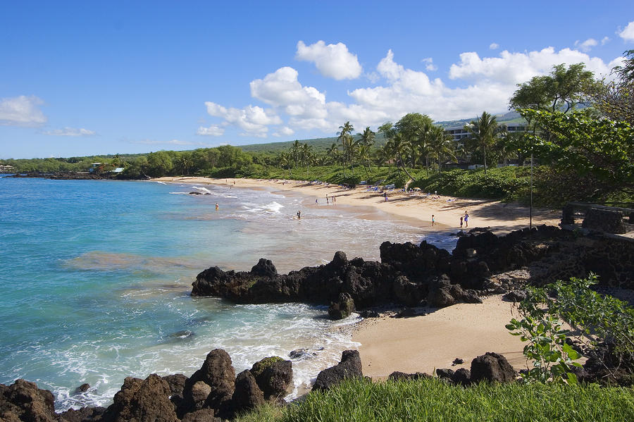 Maluaka Beach, Makena, Maui. Looking north from the southern end of the ...