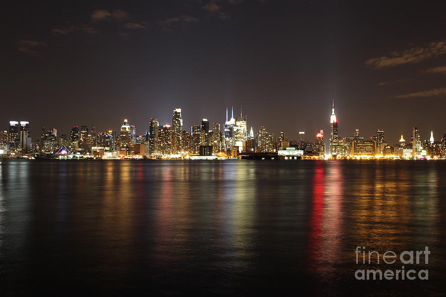 Manhattan After Dark Photograph by Lee Dos Santos