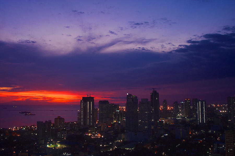 Manila Twilight Photograph by Arj Munoz