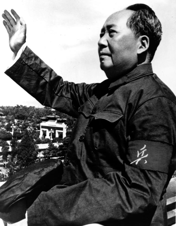 Mao Tse-tung In Tiananman Square, 1966 Photograph by Everett - Fine Art ...