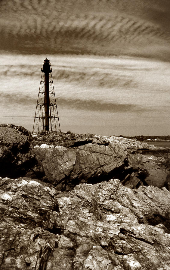 Lighthouse Photograph - Marblehead Lighthouse by Skip Willits