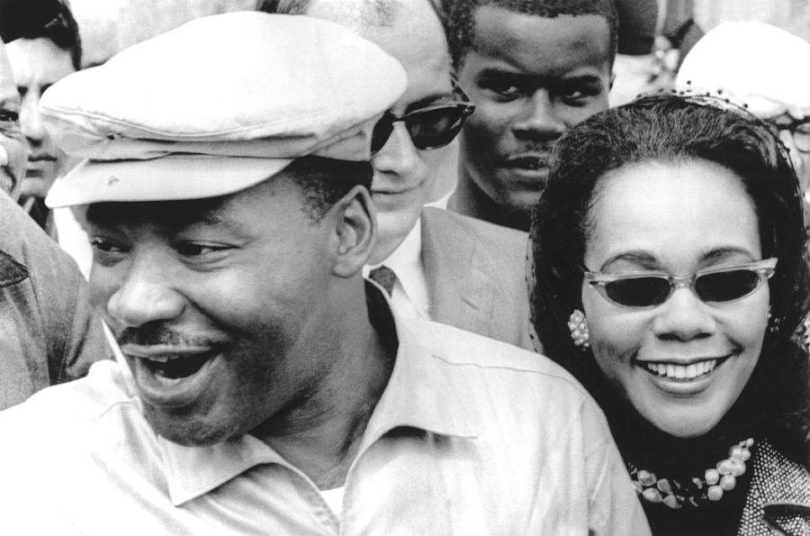 1960s Photograph - Martin Luther King Jr. And Coretta by Everett
