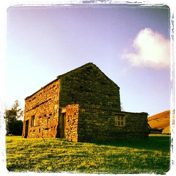 Meadow Barn At Muker | Yorkshire Dales Photograph by Pete Carr