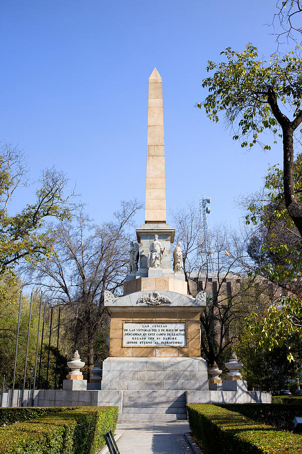 Memorial Monument in Madrid Photograph by Artur Bogacki