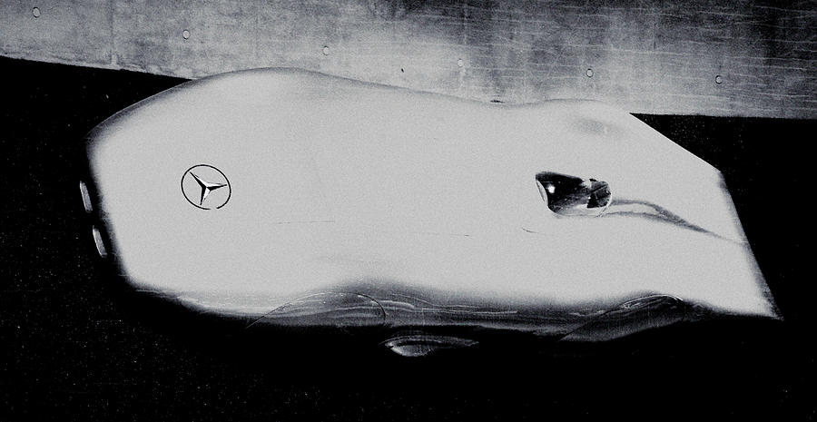 Mercedes Benz Photograph by David Harding