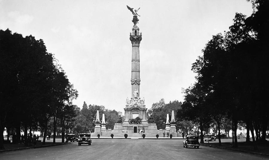 Mexico City: Monument Photograph by Granger - Fine Art America