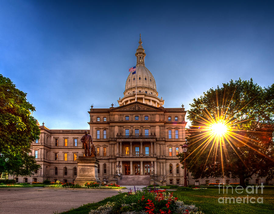 Michigan Capitol - HDR-1 Photograph by Larry Carr