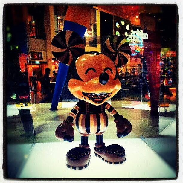 Peach Photograph - #mickey #mouse #statue #big #display by Bryan Thien
