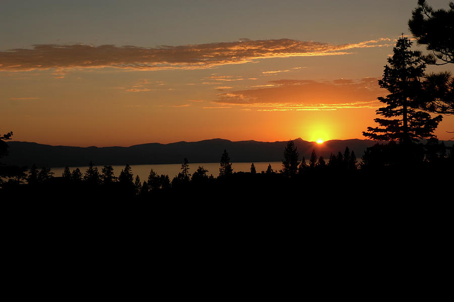 Minutes Till Sunset Lake Tahoe Photograph by LeeAnn McLaneGoetz McLaneGoetzStudioLLCcom