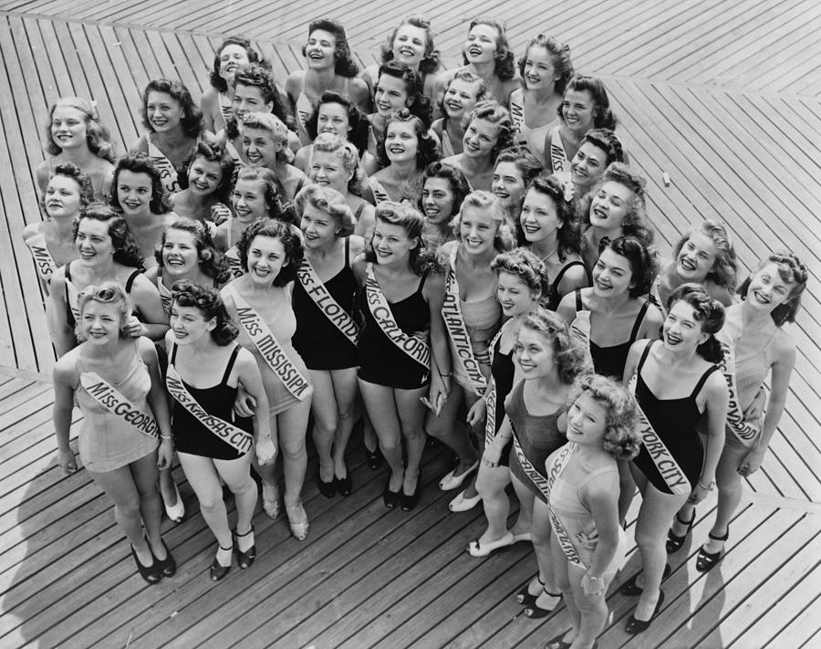 Miss America Contestants Huddle by Everett