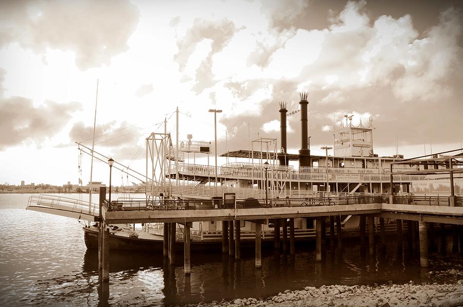 Mississippi Riverboat Photograph By Bill Cannon | Fine Art America