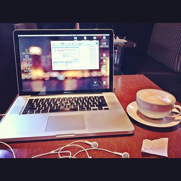 Apple Photograph - Mobile Work Space. - #cafe #mac #apple by Liza Mae | Luxavision
