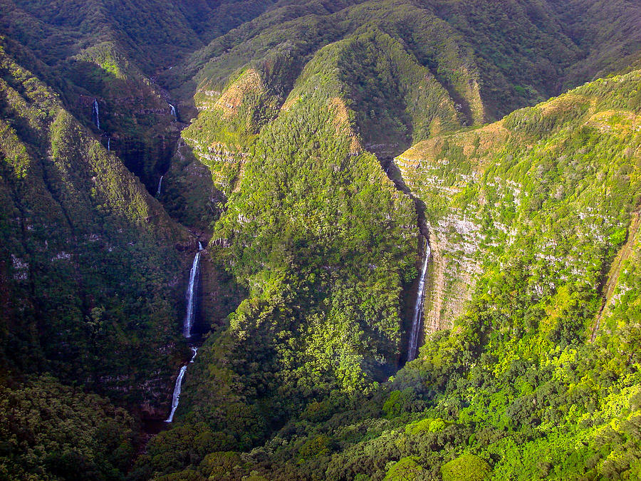 Molokai Hawaii Waterfalls Photograph by Scott McGuire