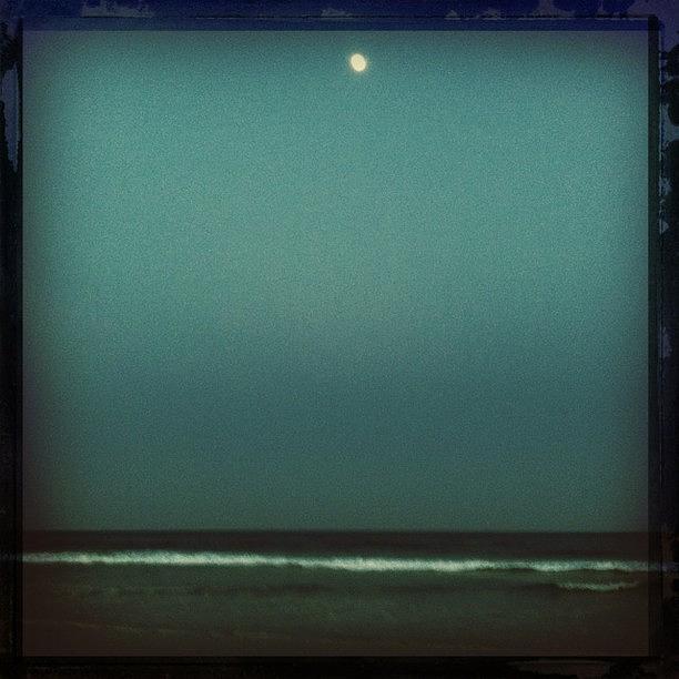 Tejas Photograph - Moon On The Water #hipstamatic #tejas by Glenda Hubbard