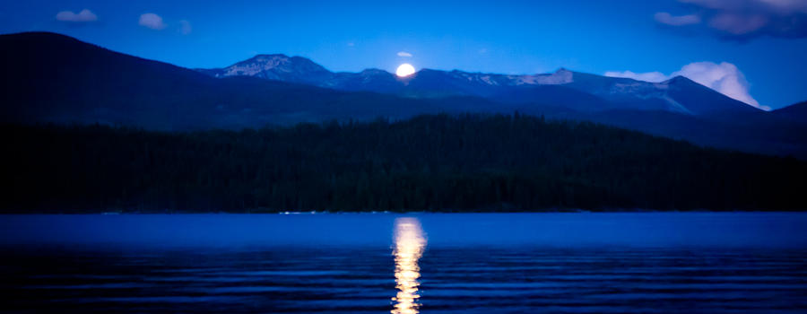 Moonrise at Priest Lake Photograph by David Patterson
