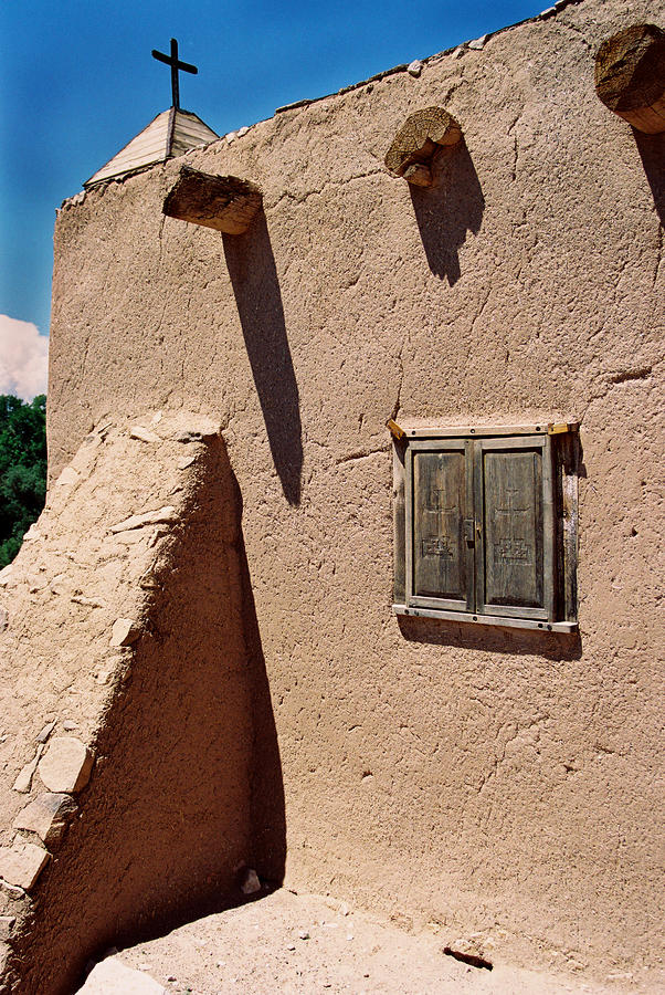 Morada Window Photograph by Ron Weathers