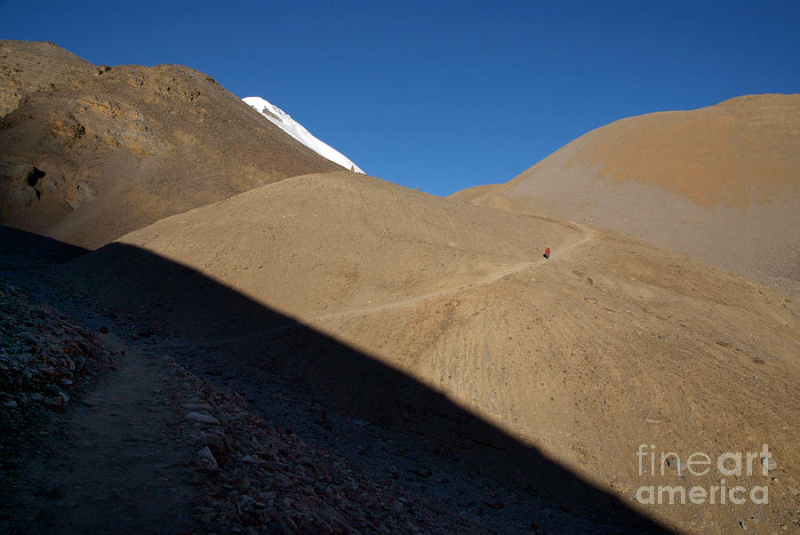 Mountain Photograph - Morning Light Path to Thorung La by Serena Bowles