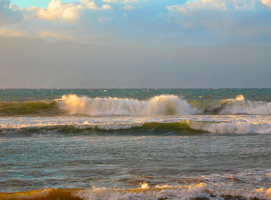 Maui Photograph - Morning Waves by Lynn Bauer