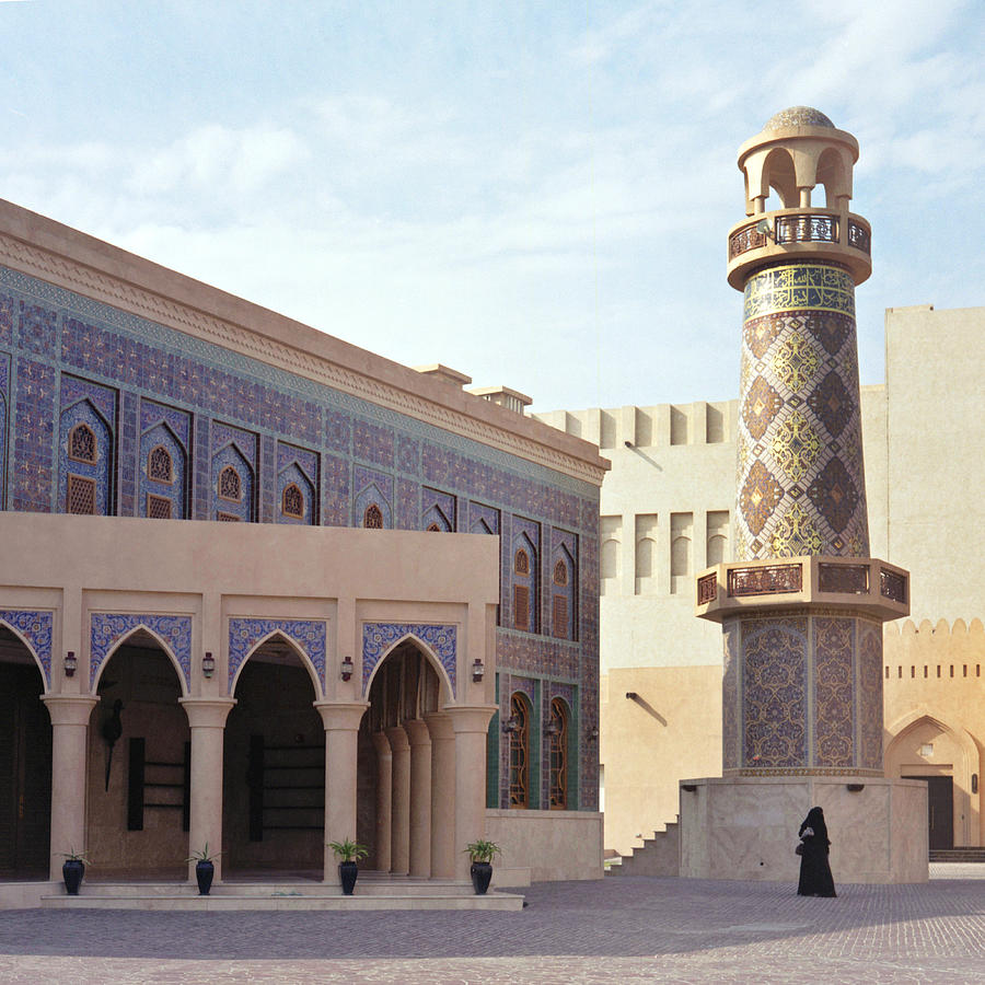 Mosque in Qatar Photograph by Paul Cowan