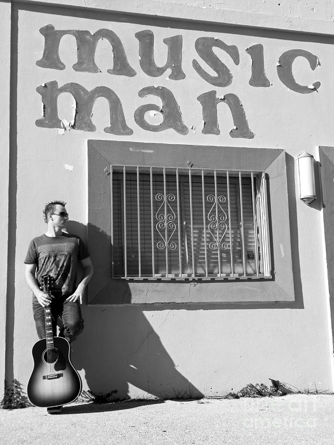 Music Man II Photograph by Elizabeth Hoskinson
