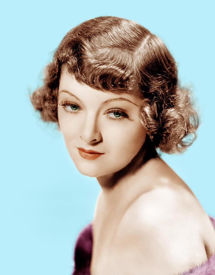 1930s Hairstyles Photograph - Myrna Loy, Mgm Portrait, 1930s by Everett.