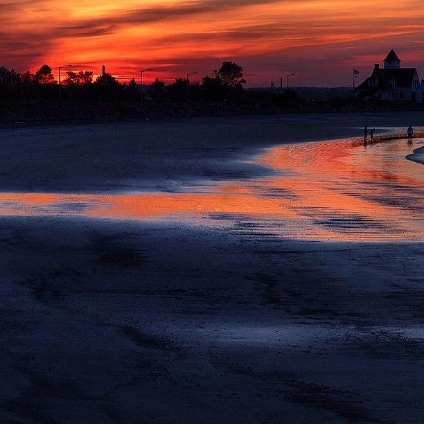 Sunset Photograph - Nahant Beach Sun Set by Lisa Parker