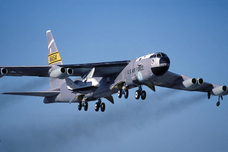 Nasa Boeing Nb-52b Stratofortress With X-38 Crew Return Vehicle by ...