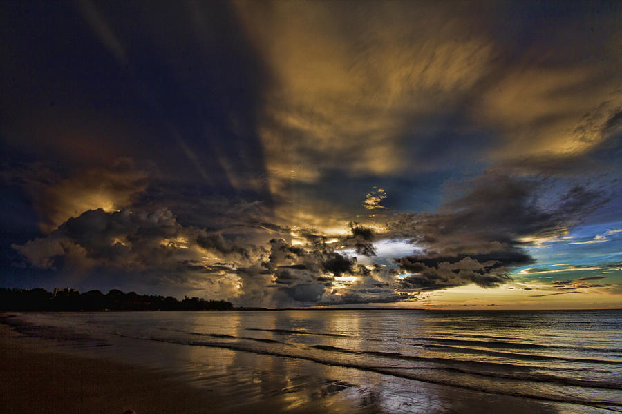 Sunset Photograph - Natures Laser Show by Douglas Barnard