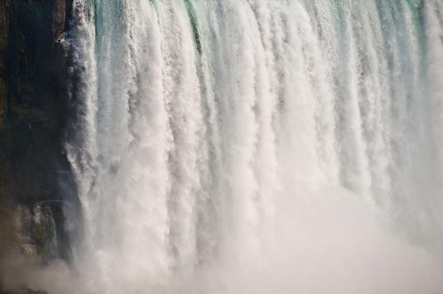 Abstract Photograph - Niagara Falls by Steve Gadomski